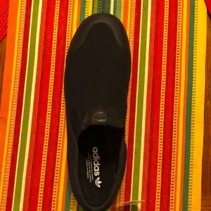 Adidas Men’s Slip-on Sneakers